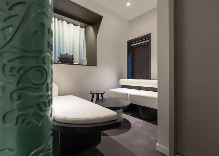 Hotel Passport Sindang