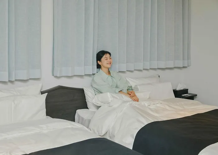 Hotel Passport Sindang